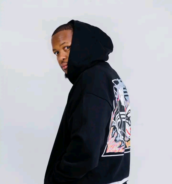 Sphe D, R&B and hip hop DJ